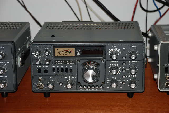 FT-902DM_1